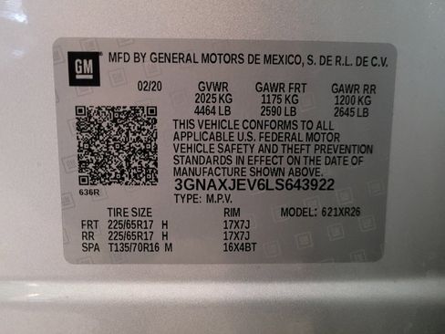 Used 2020 Chevrolet Equinox LT w/ Driver Convenience Package FWD image 33