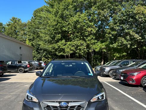 Used 2023 Subaru Crosstrek 2.5i Limited image 2