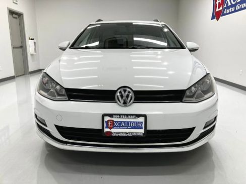 Used 2015 Volkswagen Golf TDI SE image 5