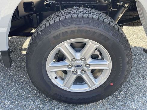 New 2025 Ford F150 XLT image 9