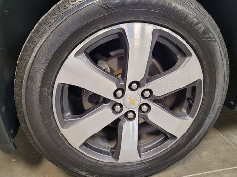 Used 2019 Chevrolet Traverse LT w/ LT Premium Package FWD image 31