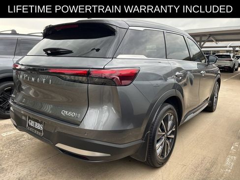 Certified 2026 INFINITI QX60 Luxe w/ Family Package image 9