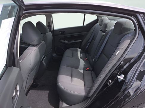 Used 2025 Nissan Altima 2.5 SV FWD image 22