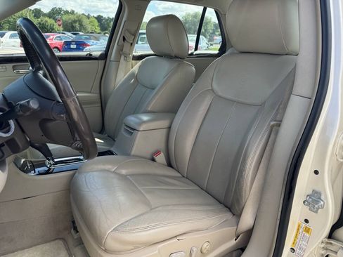 Used 2009 Cadillac DTS FWD image 8