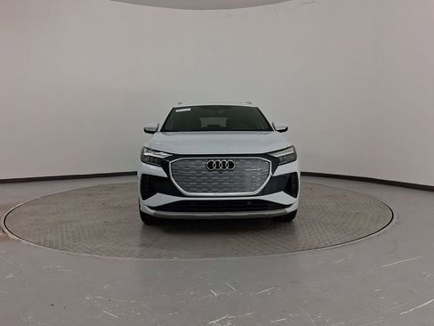 Used 2023 Audi Q4 e-tron Premium Plus w/ Premium Plus image 6