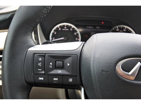 Used 2024 INFINITI QX60 Pure AWD/4WD image 16
