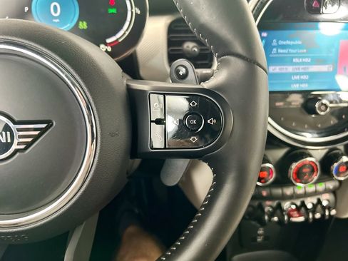 Used 2022 MINI Cooper S FWD image 12