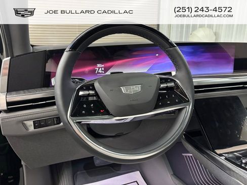 New 2026 Cadillac Escalade IQL Luxury image 9