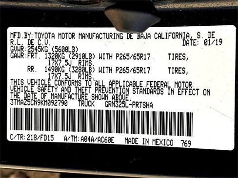 Used 2019 Toyota Tacoma TRD Sport image 31