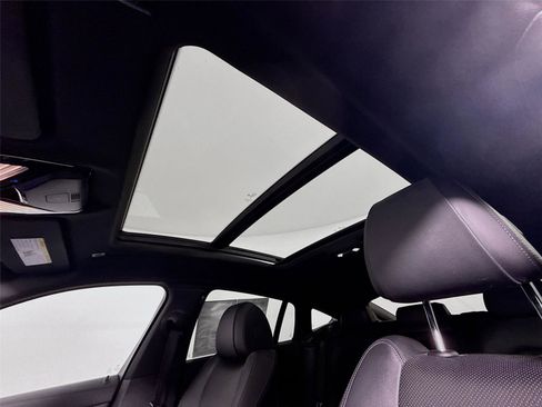 Used 2020 BMW X6 xDrive40i w/ M Sport Package image 17