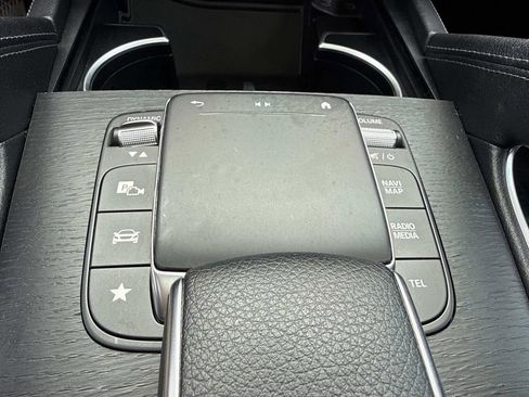 Used 2022 Mercedes-Benz GLE 350 4MATIC image 36
