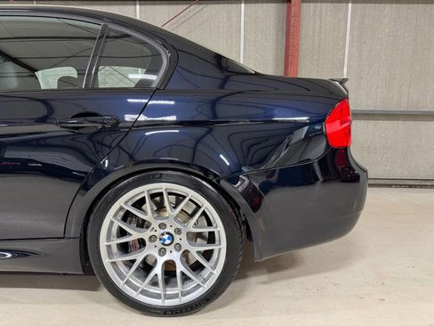 Used 2011 BMW M3 Sedan image 30