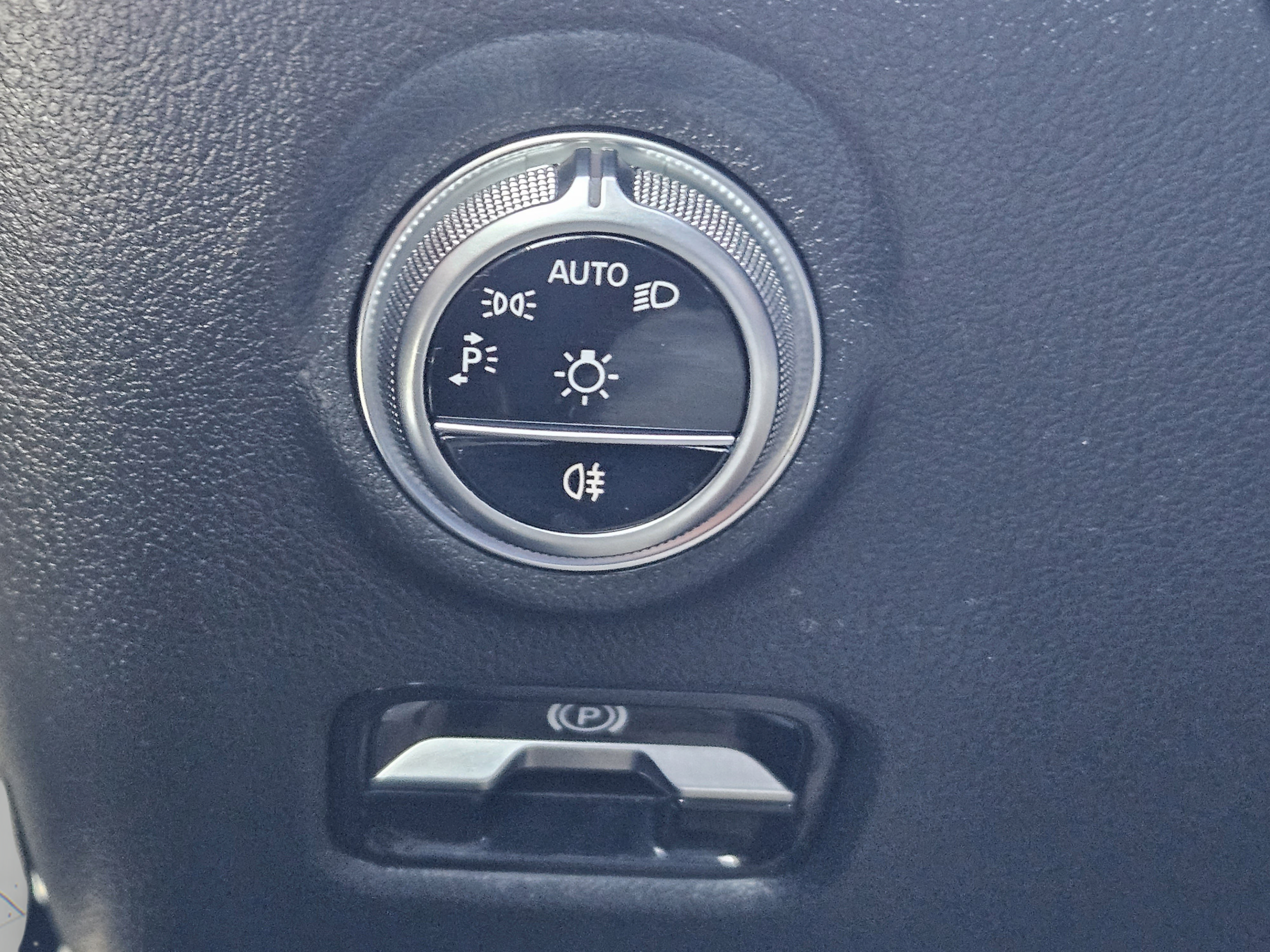 Certified 2024 Mercedes-Benz C 300 Sedan image 30