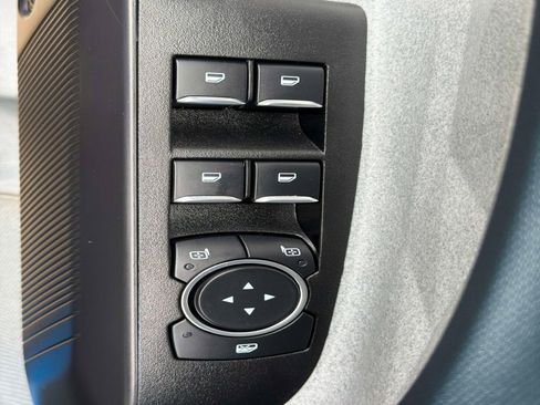 Used 2025 Ford Maverick XLT w/ XLT Luxury Package AWD/4WD image 19