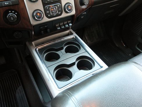 Used 2013 Ford F250 Lariat w/ FX4 Off Road Pkg AWD/4WD image 36