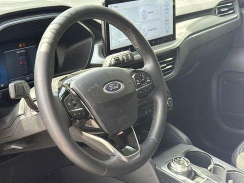 Used 2024 Ford Escape Active w/ Tech Pack #1 AWD/4WD image 18