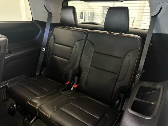Used 2023 GMC Acadia AT4 w/ Technology Package AWD/4WD image 29