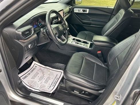 Used 2020 Ford Explorer Limited image 13