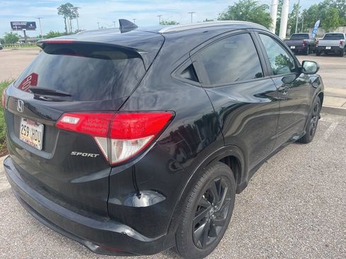 Used 2022 Honda HR-V Sport image 3