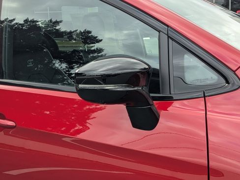 New 2026 Chrysler Pacifica Limited w/ S Appearance Package image 11