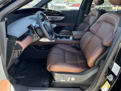 New 2026 Lincoln Nautilus Reserve image 25