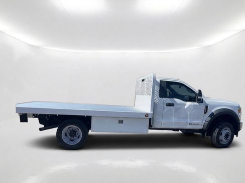 Used 2024 Ford F550 2WD Regular Cab Super Duty w/ XL Chrome Package image 4