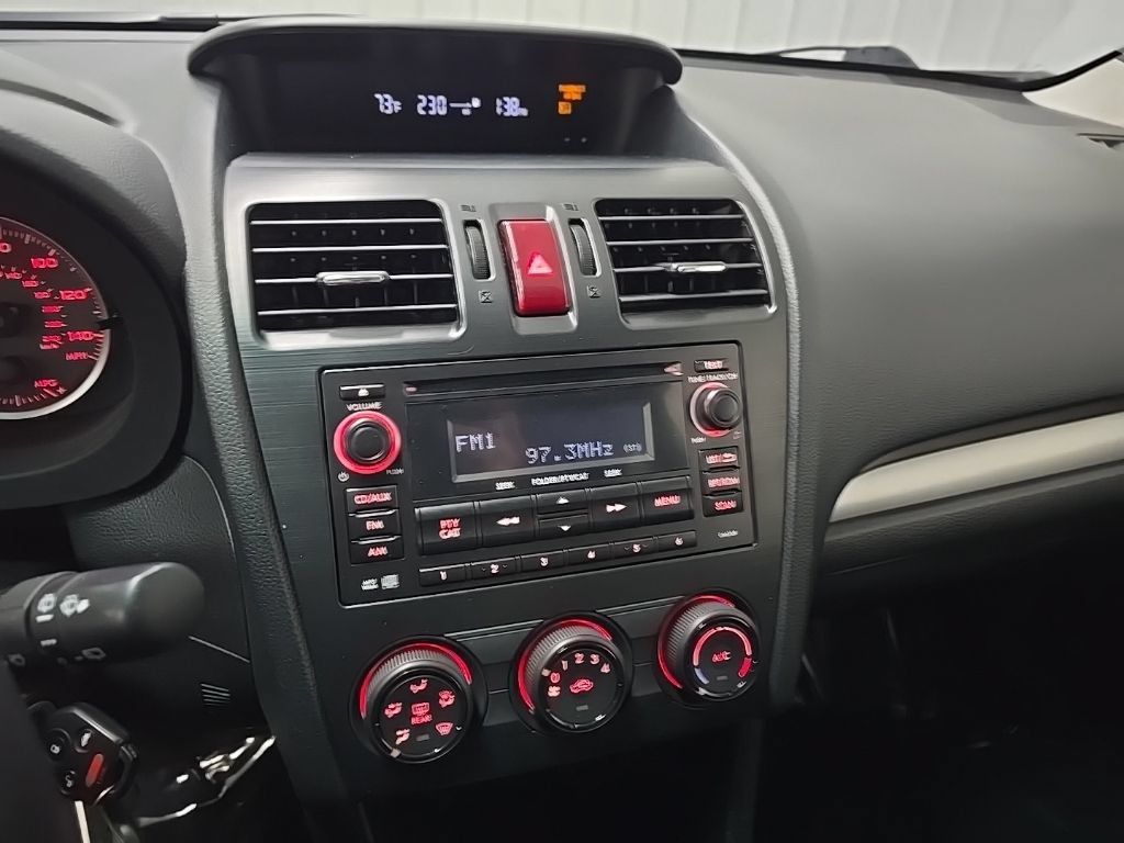 Used 2014 Subaru Crosstrek 2.0i Premium AWD/4WD image 23