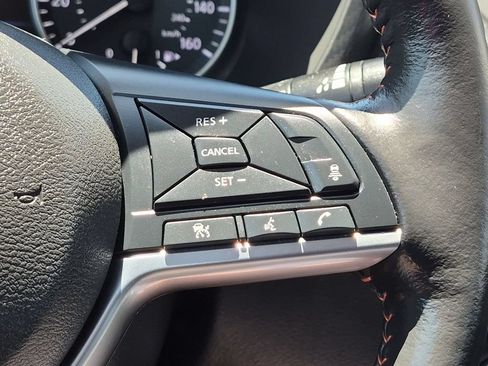 Used 2024 Nissan Sentra SR w/ SR Premium Package FWD image 21