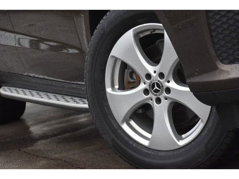 Used 2017 Mercedes-Benz GLS 450 4MATIC image 9