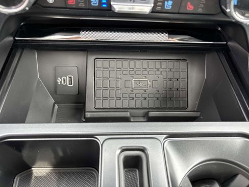 New 2025 Ford F150 Lariat w/ Equipment Group 502A High image 6