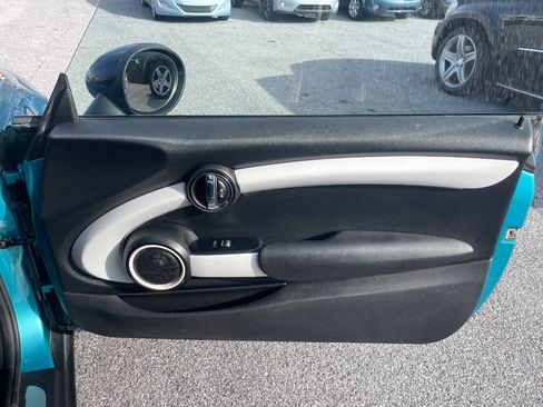 Used 2016 MINI Cooper Convertible image 34