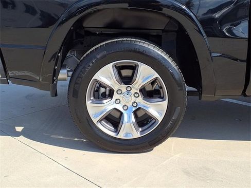 Used 2022 RAM 1500 Laramie image 25