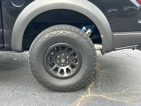 Used 2018 Ford F150 Raptor w/ Equipment Group 802A Luxury AWD/4WD image 8