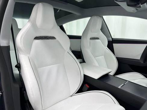 Used 2025 Tesla Model 3 Performance image 18