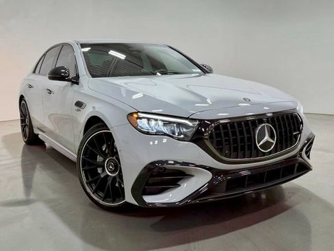 Used 2025 Mercedes-Benz E 53 AMG e 4MATIC Sedan image 5