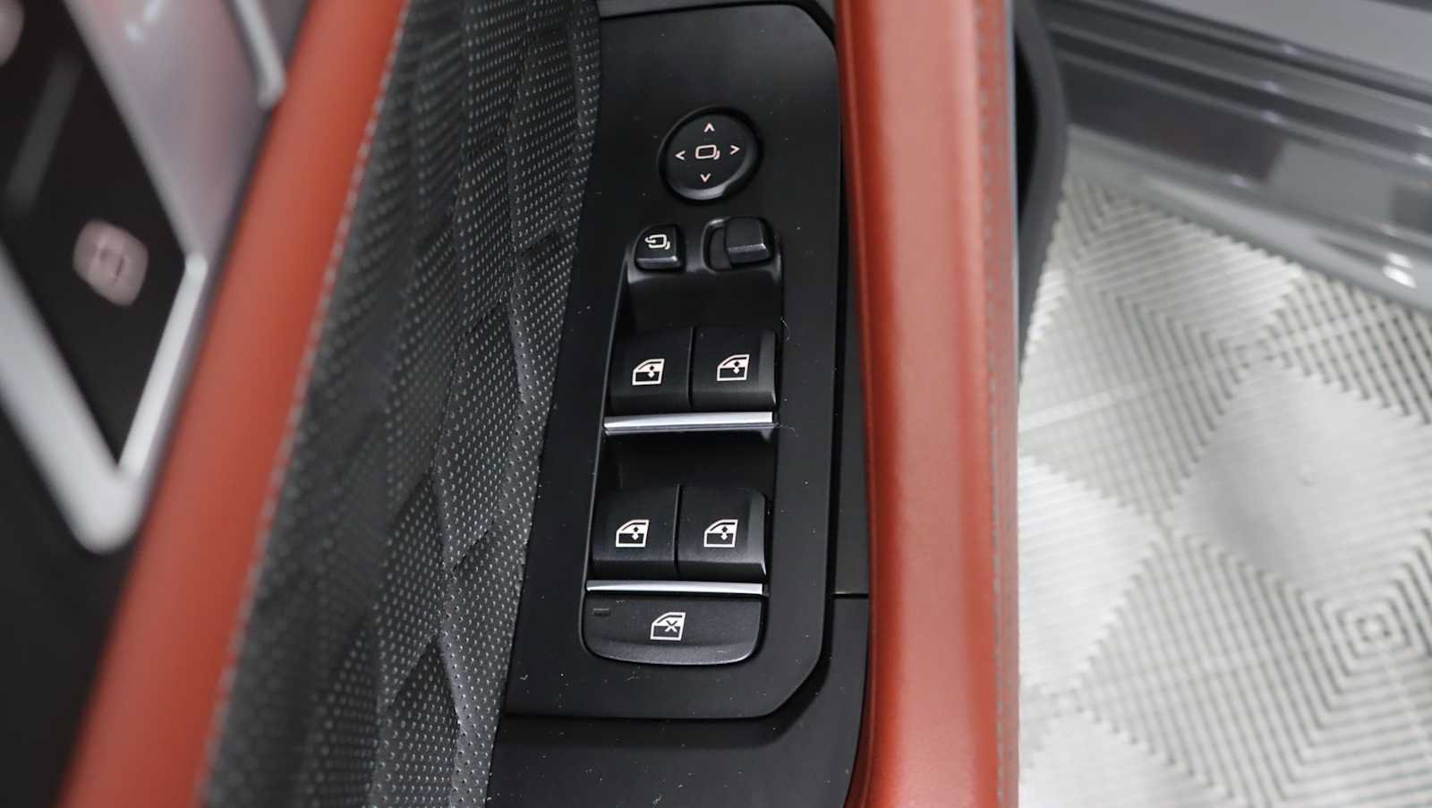 Used 2022 BMW X6 M w/ Competition Package AWD/4WD image 22