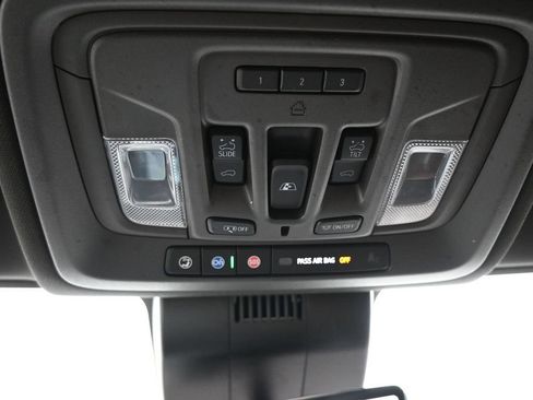 Used 2022 GMC Sierra 1500 Denali w/ Denali Reserve Package AWD/4WD image 21