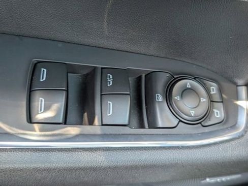 Used 2024 Chevrolet Silverado 1500 RST AWD/4WD image 32