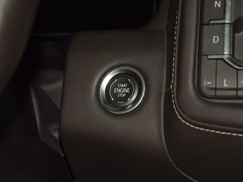 Used 2024 GMC Yukon Denali Ultimate AWD/4WD image 36