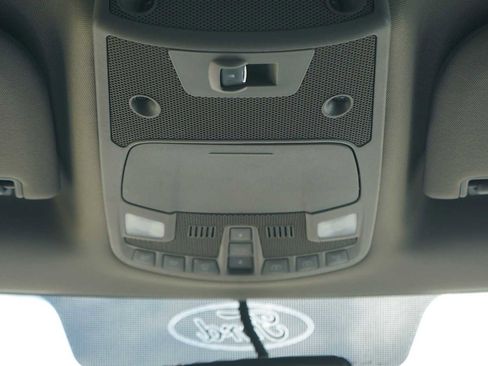 Used 2018 Ford F150 Lariat RWD image 23