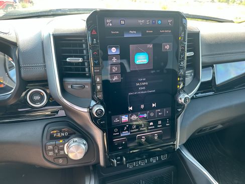 Used 2025 RAM 1500 Laramie w/ Night Edition image 16