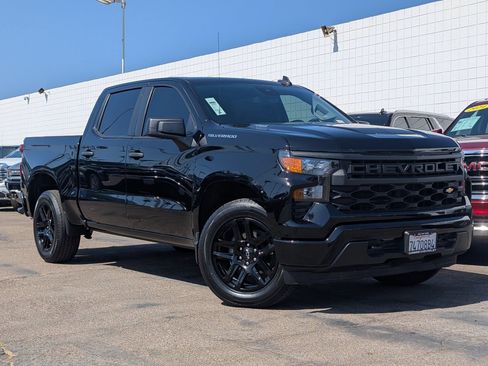 Used 2024 Chevrolet Silverado 1500 Custom RWD image 2