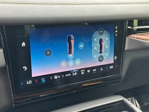 New 2025 Lincoln Navigator L Black Label AWD/4WD image 31