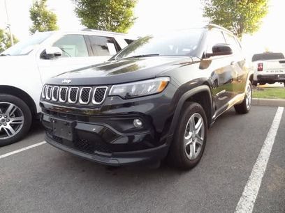 Used 2024 Jeep Compass Latitude