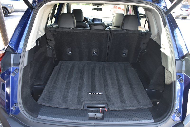 Used 2023 Nissan Rogue SV w/ SV Premium B Package AWD/4WD image 27