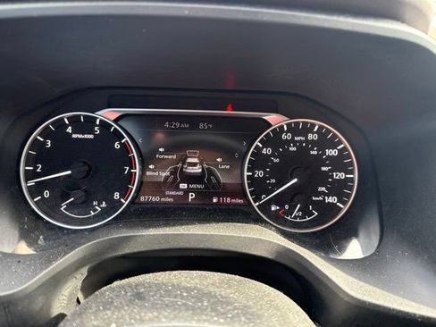Used 2021 Nissan Rogue SV FWD image 32