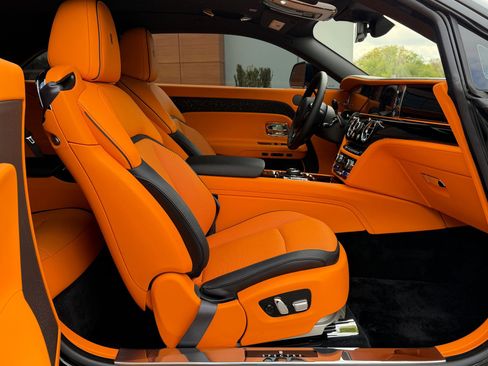 Used 2024 Rolls-Royce Spectre w/ Spectre Launch Package image 36