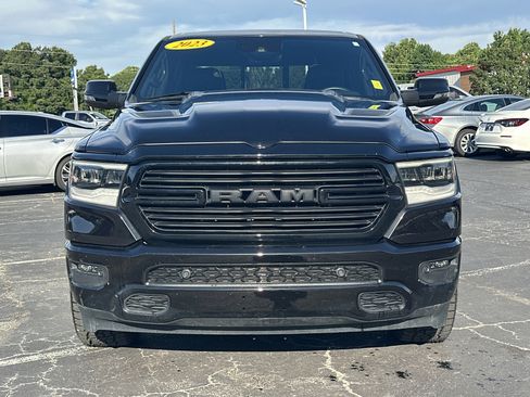Used 2023 RAM 1500 Laramie AWD/4WD image 3