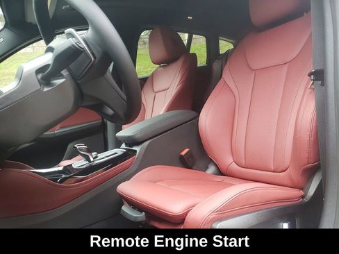 Used 2023 BMW X4 xDrive30i w/ Premium Package image 14