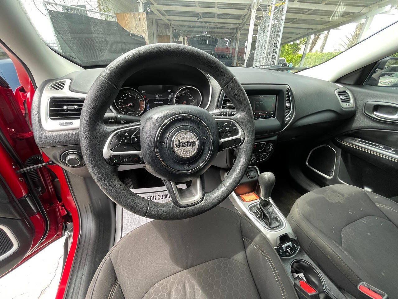Used 2020 Jeep Compass Sport w/ Tech Group FWD image 9
